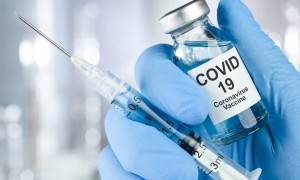 Коронавирус: Қазақстанда қанша жасөспірім мен жүкті әйел вакцина алды