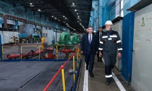 Олжас Бектенов Рудныйдағы жылу беру маусымы барысымен және қара металлургияның дамуымен танысты