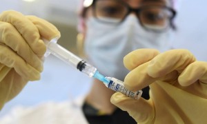 Диспансерлік есепте тұрған науқастар вакцина алуы керек пе?
