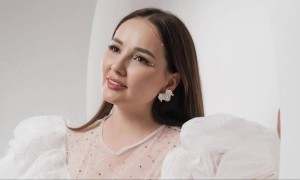 Белгілі әнші көлік тығынына байланысты тың ұсыныс айтты