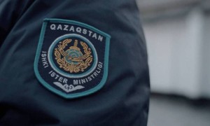 Қойшы 700 қойымен бірге құмды аумақта адасып кеткен