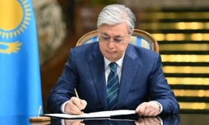 Президент цифрландырудың кейбір мәселелері туралы Жарлыққа қол қойды
