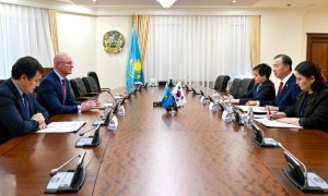 Роман Скляр Корея Республикасының Қазақстандағы Елшісі Чжо Тэ-икпен кездесті