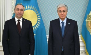 Президент Грузияның Ішкі істер министрі Гела Геладзені қабылдады