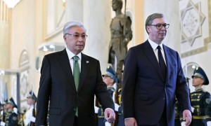 Қасым-Жомарт Тоқаев Сербия Президенті Александр Вучичті Ақордада қарсы алды