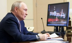 Путин соғысты қаржыландыру үшін олигархтарға алақан жайды