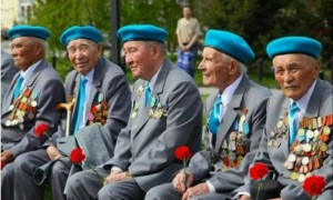 Президент Жеңіс Күнімен құттықтады