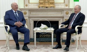 Шекарадағы шиеленіс: Путиннің «сенімді өкілі» Беларусь арқылы Украинаға жаңа қатер төндіре ме?