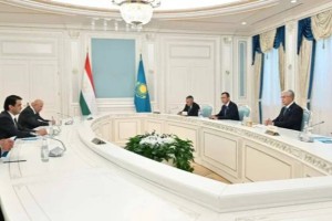 Президент Тәжікстан Маджлиси Оли Маджлиси милли төрағасын қабылдады