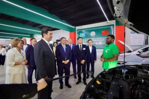 Ерлан Қошанов ШҚО-дағы көтерме сауда орталығына барды