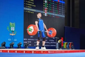 Ауыр атлет Пётр Хребтов Азия чемпионатында қола жүлдеге ие болды