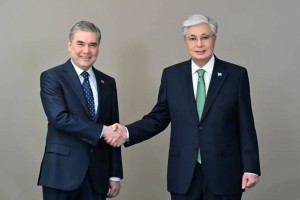 Қасым-Жомарт Тоқаев Гурбангулы Бердімұхамедовпен бейресми кездесу өткізді