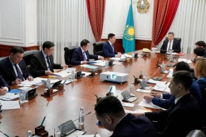 Олжас Бектенов авиаотын нарығын дамыту мәселелері бойынша кеңес өткізді