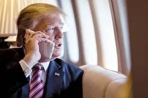 Дональд Трамп Путинмен телефон арқылы сөйлесті