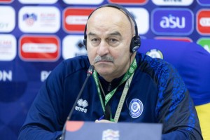 Қарсылас қақпасына бір гол соқпаған Станислав Черчесов қызметінен кетті