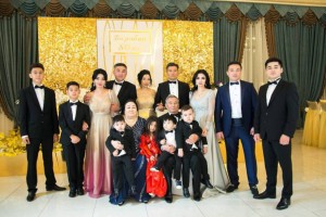 ПЕРЗЕНТТЕРІМЕ ӘКЕЛІК ПЕЙІЛМЕН