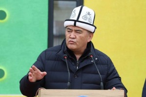 Қырғызстан 10 бала туған әйелге 11 млн теңге төлемек (ВИДЕО)