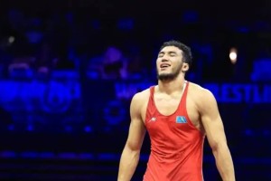 Ризабек Айтмұхан 24 жылдан кейінгі тарихи алтынды жеңіп алды