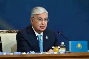 Мемлекет басшысы Конституция күнімен құттықтады