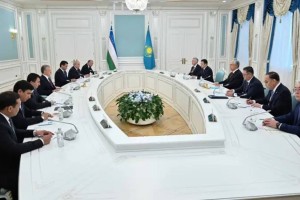 Қазақстан мен Өзбекстан президенттері шағын құрамда келіссөз жүргізді