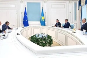 Мемлекет басшысы Жозеп Боррельмен кездесті