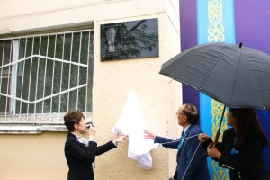 Астанада соғыс ардагеріне арнап мемориалдық тақта ашылды