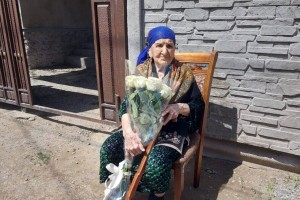 Жамбылда 101 жастағы әже «Таза Қазақстан» акциясына үлес қосты