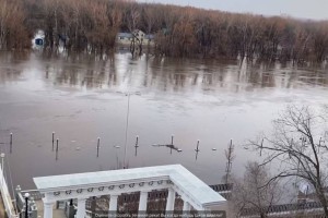 Жайықтың тасуына 13 см қалды (ФОТО)