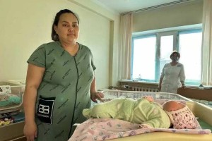 Қостанайда салмағы 7 келіге жуық алып қыз дүниеге келді