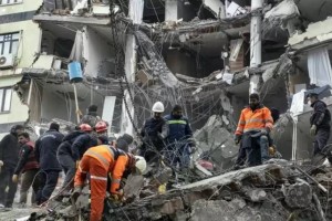 Түркияда зілзаладан кейін 198 сағат өткенде 18 жастағы жігіт құтқарылды