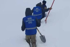 Қырғызстанда қар көшкіні болған жерде екі адам жоғалып кетті