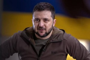 Зеленский: Украинаны АҚШ пен Ресей арасындағы келіссөздерден шеттету бәріне қауіпті