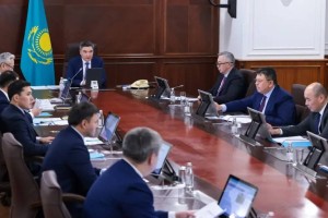 Олжас Бектенов Маңғыстау облысында субсидияланатын ішкі авиарейстерді ұлғайтуды тапсырды