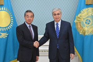 Си Цзиньпин күзде Қазақстанға мемлекеттік сапармен келеді