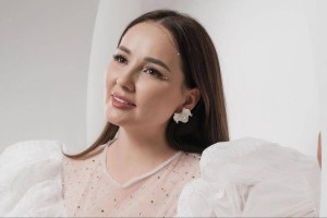 Белгілі әнші көлік тығынына байланысты тың ұсыныс айтты