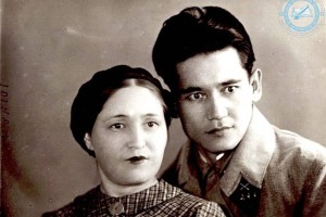 «Қатынымның сыртынан ғана көрдім». Бауыржан Момышұлы ең алғаш ұлды болғанын кімнен естіді?