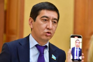 Депутат халықтың Астана мен Алматыға жаппай көшуіне қарсы (ВИДЕО)