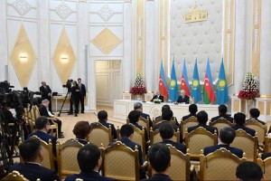 Қазақстан мен Әзербайжан президенттері брифинг өткізді