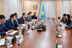 Бозымбаев Азия даму банкімен су және энергетика саласындағы жобаларды пысықтады