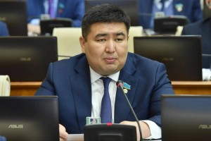 Елнұр Бейсенбаевтың Мәжілістегі өкілеттігі тоқтатылды
