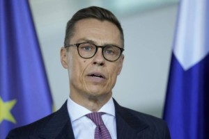 Батыс бірлігіне сызат түсті