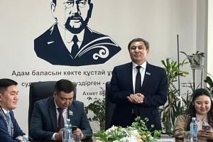 Астанада «Жаңа Конституция – жаңа мүмкіндіктер: жастардың көзқарасы» атты жиын өтті