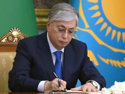 Президент Қазақстан халқын Отбасы күнімен құттықтады
