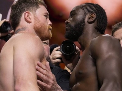 Атышулы Сауль Альварес Теренс Кроуфордтен жеңіліп қалды (ВИДЕО)