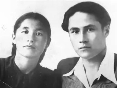 Қалтасындағы ақшаны шашып жібергенде Лашын еңбектеп жүріп сыпырып алды – Қалиқан Ысқақ