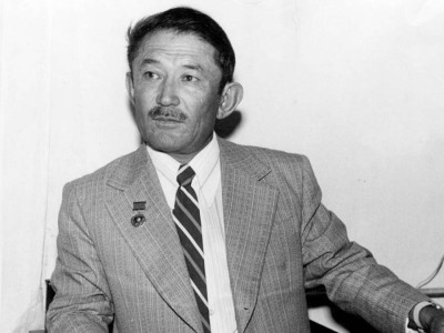 «Осы өзеннің жағасында мен өзімнің ең сұлу нақсүйерімді тауыппын»