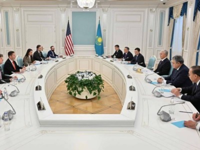 Президент Трамптың арнайы өкілі және АҚШ Мемлекеттік хатшысының бірінші орынбасарымен кездесті