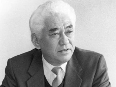 Ел экономикасын дамытуға бағытталған бірқатар заңдар Қаратай Тұрысовтың бастамасымен қабылданды