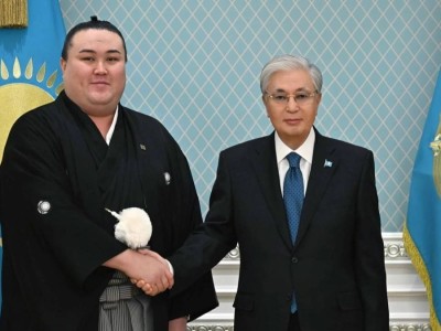 Президент Қасым-Жомарт Тоқаев сумошы Ерсін Балтағұлмен кездесті