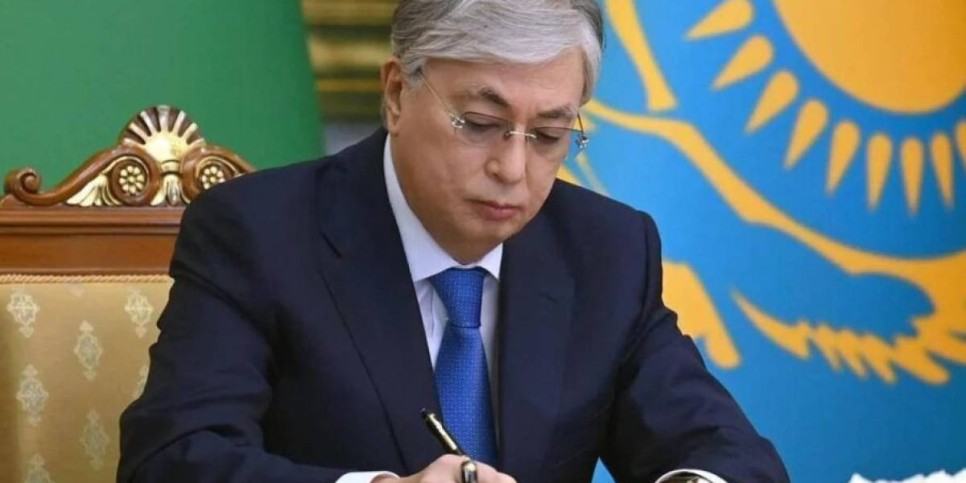 Президент көрсетілетін қызметтердің еркін саудасы туралы заңға қол қойды